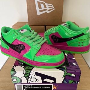 Dybbuk Lucky 7 The Incredible Dybbuk Green and Purple Dice Low-Top Sneakers